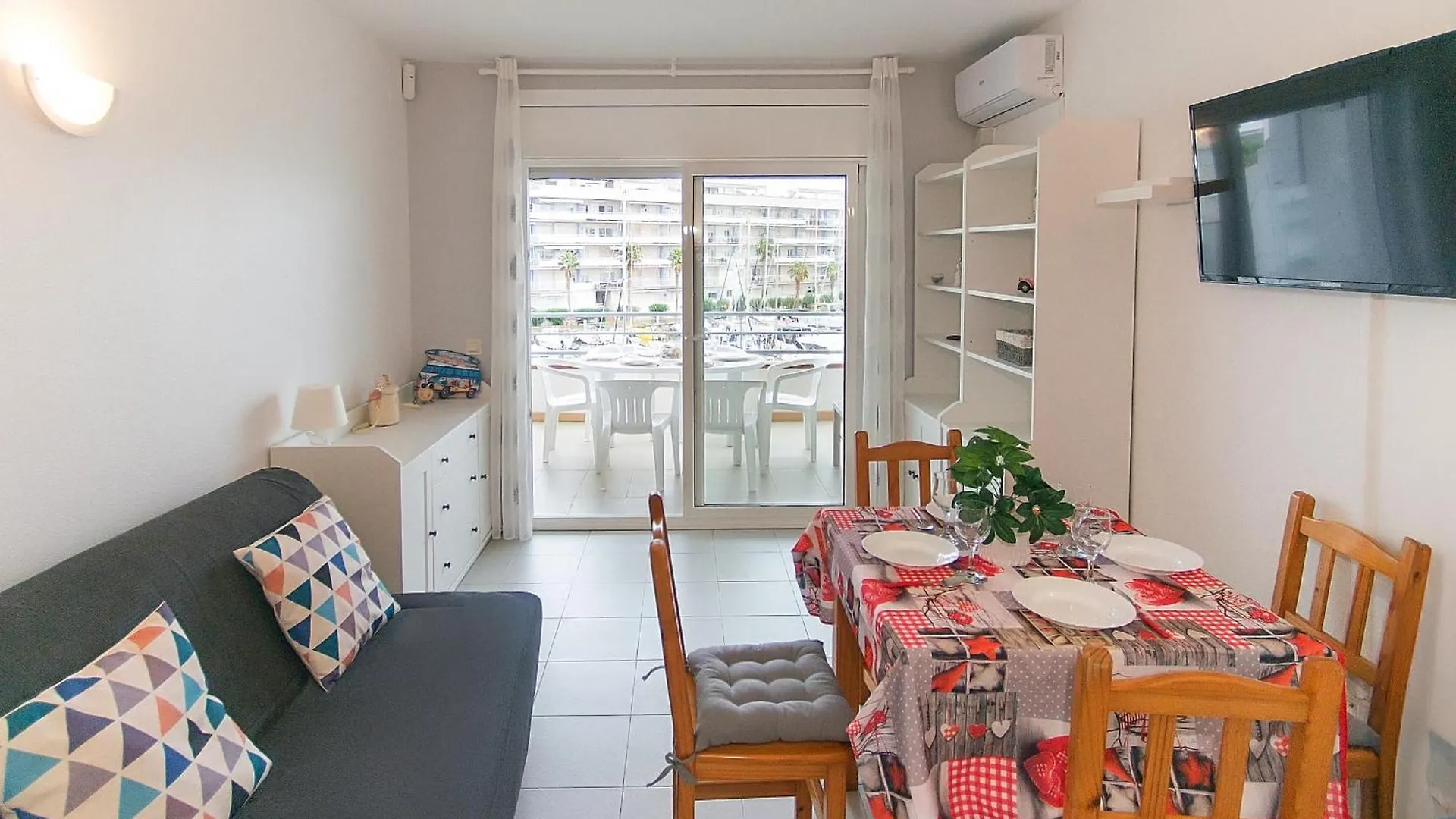 Welcs Apartamento 246 Emp Con Vistas Al Canal Ρόζες 0*,  Ισπανία